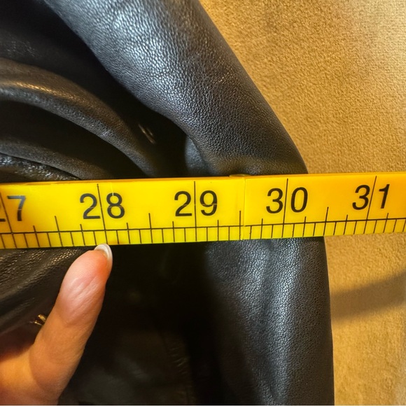 Danier Classic Black Leather Bomber Zip Jacket Thick Lined Vintage Moto 90s - Picture 7 of 16